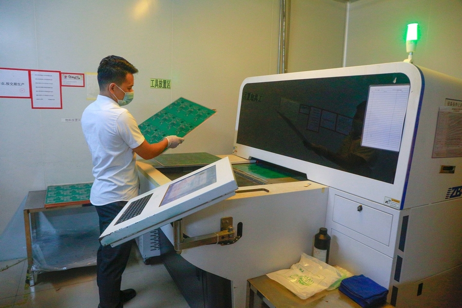 Huashengxin Circuit Limited lini produksi produsen